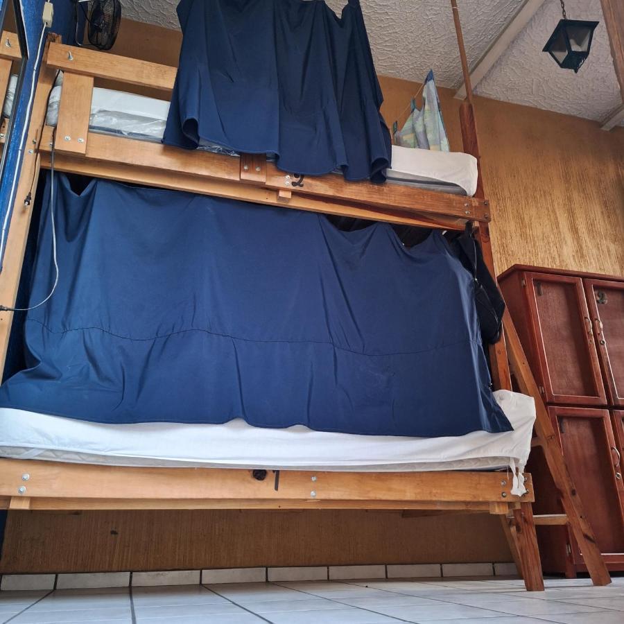 Hostal Гвадалахара Экстерьер фото